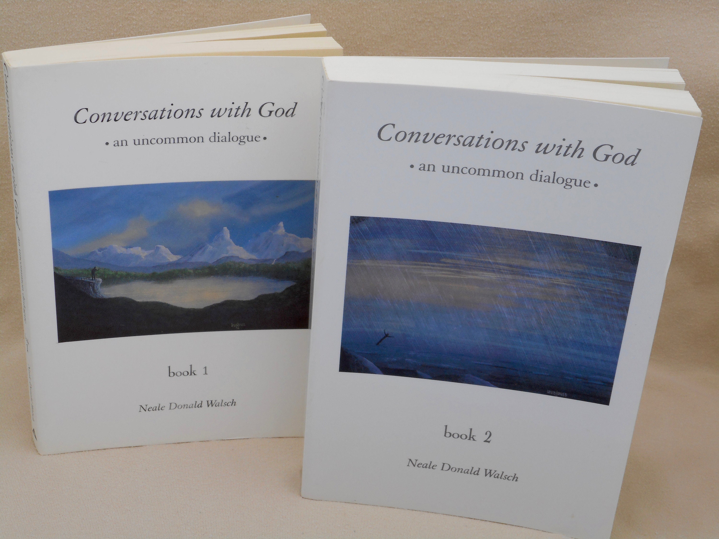 Conversations With God: An Uncommon Dialogue [洋書] Conversations With God : An Uncommon Dialogue: neale-donald