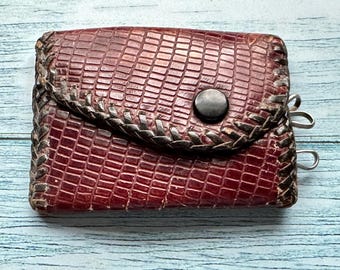 Vintage Alligator Leather Key Holder: Dark Brown Trifold Key-Tainer