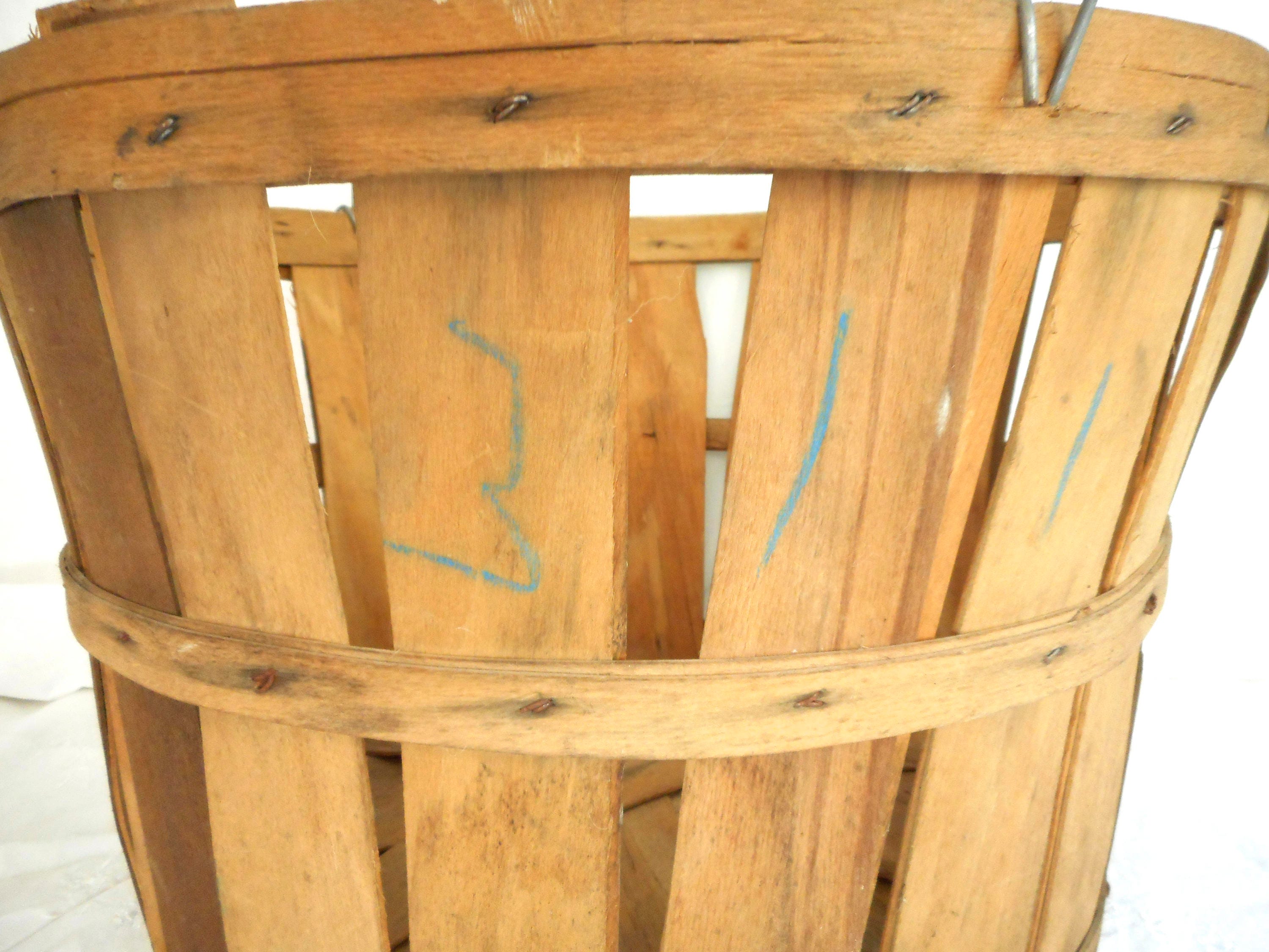 Vintage Bushel Basket With Wire Handles Farm House Basket Vintage