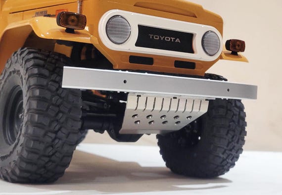 FMS 1/10 トヨタ ランドクルーザー FJ40 用フロント スキッド プレート 