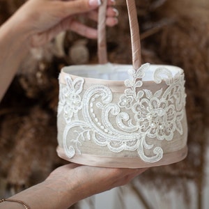 Flower girl basket Rustic wedding, Flower basket Rustic wedding, Basket for flower girl Boho, Flower girls basket Rustic wedding, Baskets