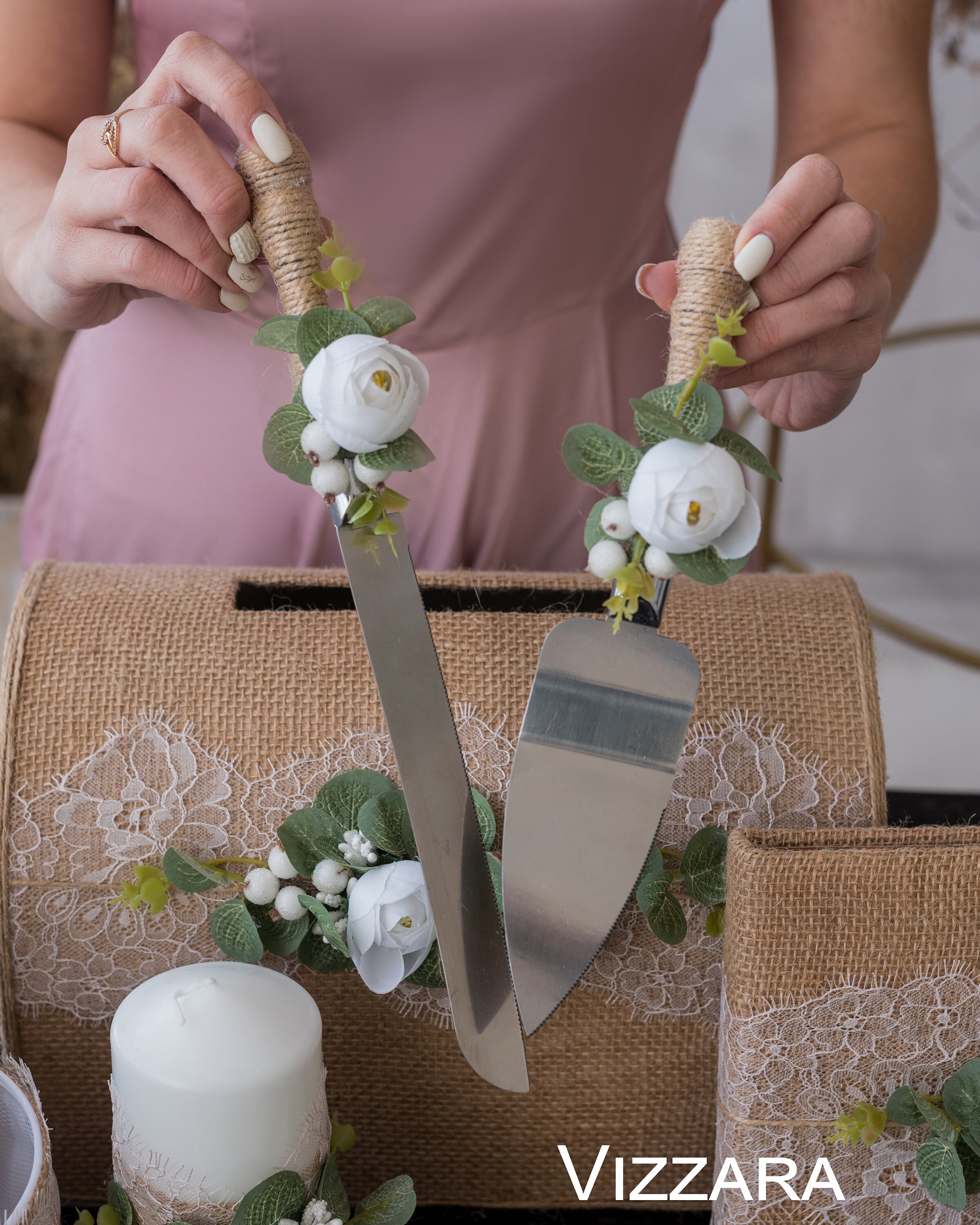 Set Cuscino Porta Anelli E Cestino Per Damigelle - Decorazione Matrimonio In Pizzo E Fiori - Foto 7