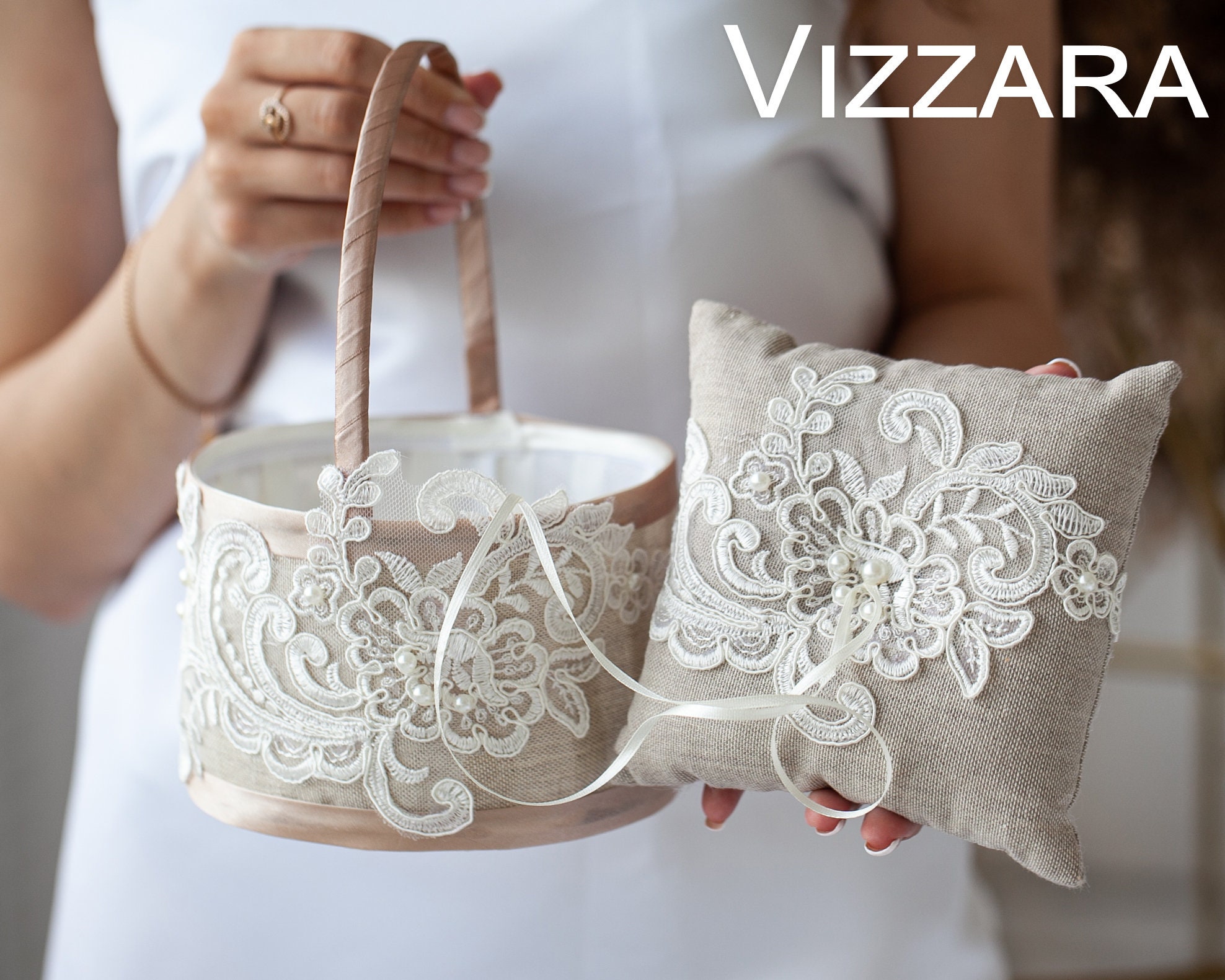 Wedding shop pillow set
