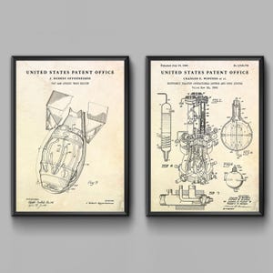 Neutronic Reactor en atoombom Fat Man patentmuurkunst. Blauwdrukposter nucleaire uitvindingen, decor historische wetenschap. Set van 2 prints