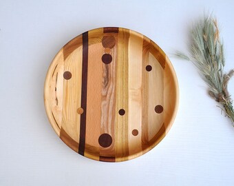 Farmhouse wood plate is an ideal housewarming gift for her