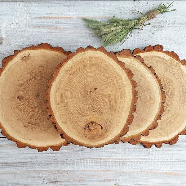 SET 4 Eiche Holz Scheiben rustikal Baby-Dusche-Dekorationen Hochzeit Mittelstücke Holz Kuchen Stand rustikale Holz Kuchen Holz Platten Untersetzer steht