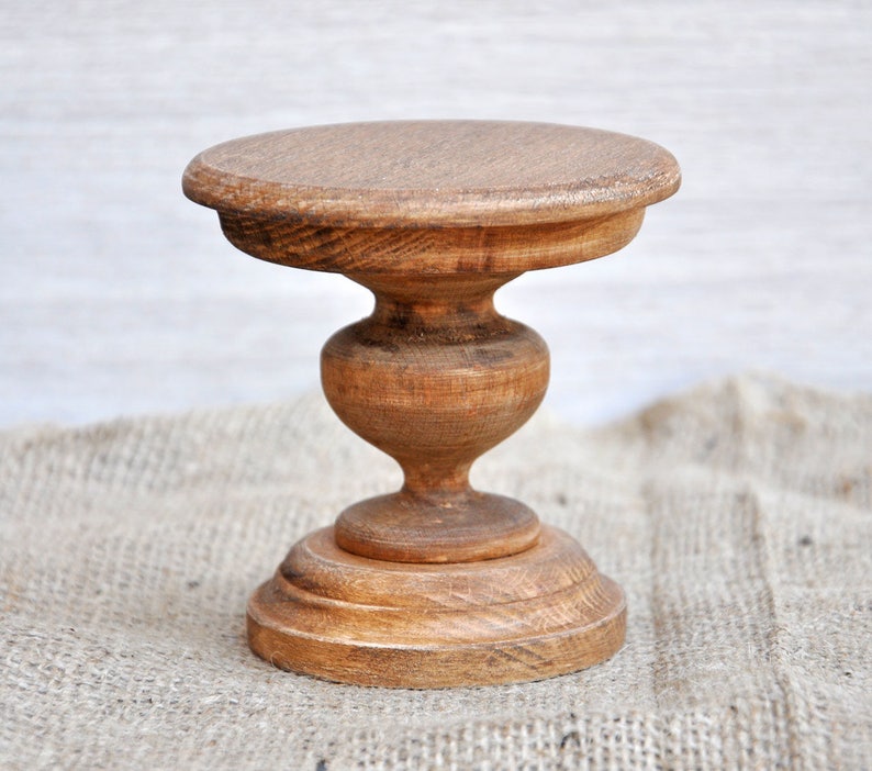 Rustic wood cupcake stand for wedding, birthday, baby shower table decoration. Cake base 4 inches in diameter Light brown