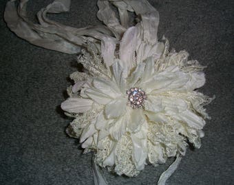 Christmas Snow Boho Sari Silk Flower Necklace With Silver Beads