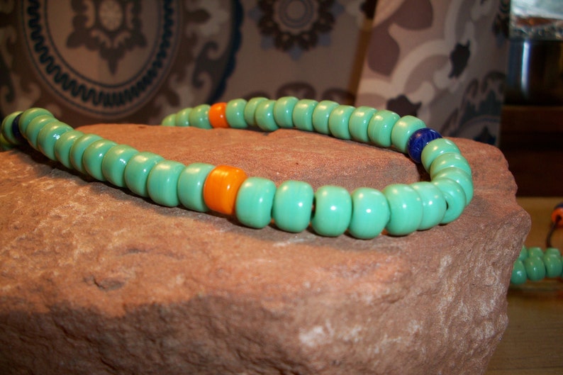 Sea Foam Green India Bead /& Leather Necklace