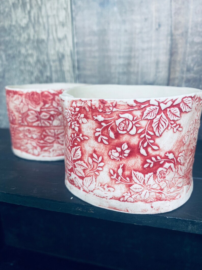 Red Rose Patterned Porcelain Tea Light Holder. Handmade Ceramic image 7