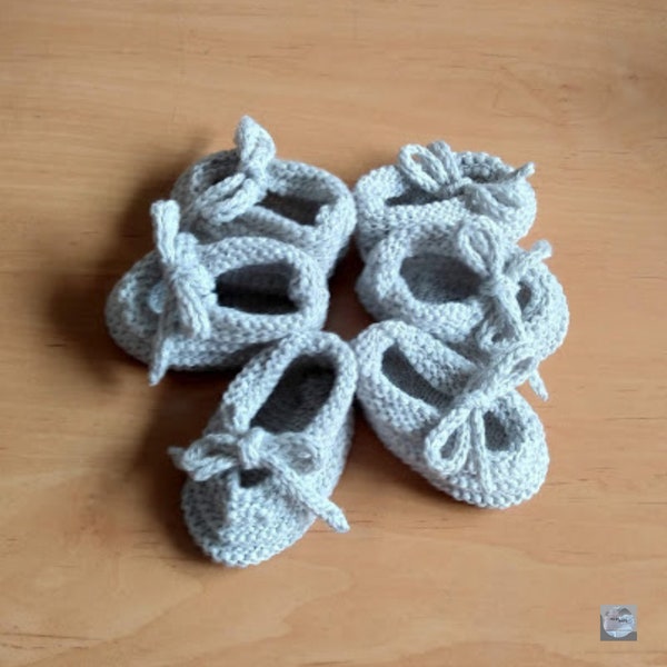 Maschinenstrickmuster Babyschuhe mit Schleifchen