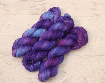 Variegated Fingering Weight Sock Yarn (75/25 Superwash Merino/ Nylon) Hand Dyed in Purple, Pink, and Blue - 100 g