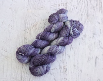 Variegated Fingering Weight Sock Yarn (75/25 Superwash Merino/ Nylon) - Hand dyed in Muted Purple and Pastel Mint - 100 g