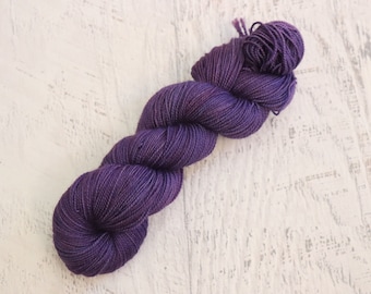 Purple Tonal Fingering Weight Sock Yarn (80/20 Superwash Wool/ Polyamide) Hand Dyed in a muted dark purple - 100 g