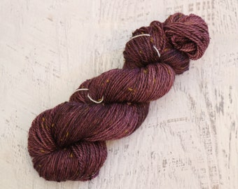Tonal Worsted Weight Donegal Yarn (70/20 Superwash Highland Wool/ Donegal Tweed) Hand Dyed in Black Cherry Tones - 100 g