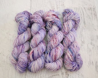 Speckled Worsted/Aran Weight Yarn (100% Superwash Merino Single Ply) hand dyed in Purples, Blues, and Pinks - 100 g