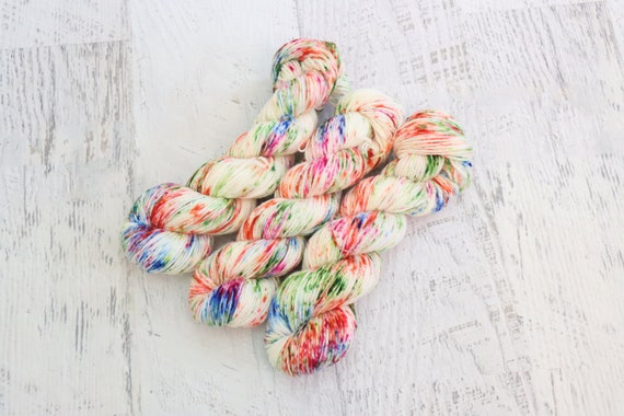 Speckled DK Weight Yarn 100% Superwash Merino Hand Dyed in Soft Green, Red,  Orange, Blue, and Pink 100 G 