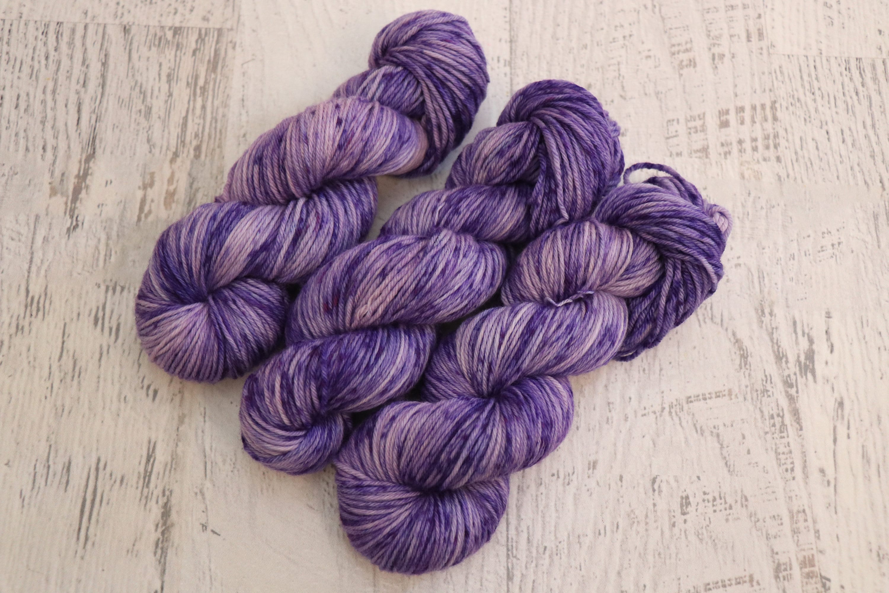 ChemKnits: Dyeing Speckled Yarn with Wilton's Violet Food Coloring