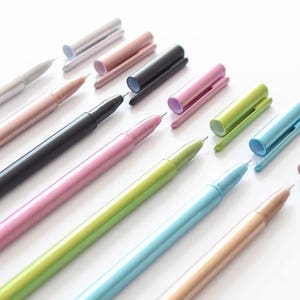 10 Metallic Glitter Gel Pens 1.0mm Bold Tip Assorted Extra