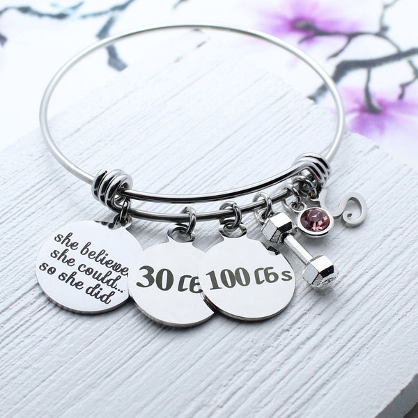 Personalized Weight Loss Charm Bangle Bracelet, Weight Loss Charm Jewelry, Gift for Trainer, Milestone Charm Bracelet, Fitness, Motivation