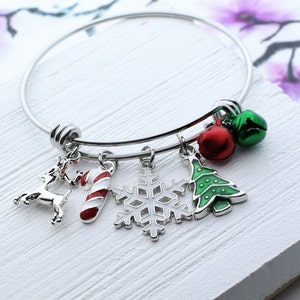 Christmas Gift, Christmas Charm Bangle Bracelet, Christmas Jewelry Gifts, Nutcracker Charm Bracelet Nutcracker Jewelry Gifts, Holiday Gifts