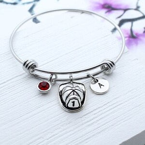 Bracelet jonc à breloque pompier, bijoux à breloque casque pompier, cadeau pompier personnalisé, pompier femme, femme pompier, image 2