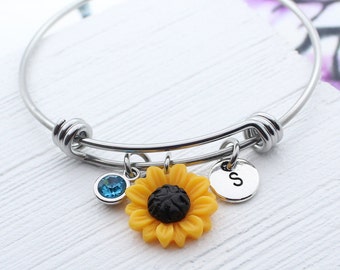Resin Sunflower Charm, Personalized Daisy Charm Bangle Bracelet, Sun flower Jewelry, Birthday Gift, Sun Flower Gift Idea, Gardening Gift