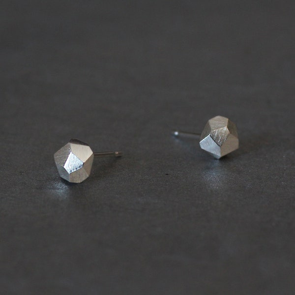 Silver Faceted Stud Earrings, 3mm 4mm 6mm, Geometric 925 Sterling Silver Studs, Polyhedron 2mm Stud Earrings, Mother's Day