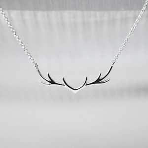 My Deer Antler Minimal Necklace, 925 Sterling Silver Chain, Delicate Buck Horn, Elegant Pendant, Gift for her, Baby Shower, Mother&#39;s Day