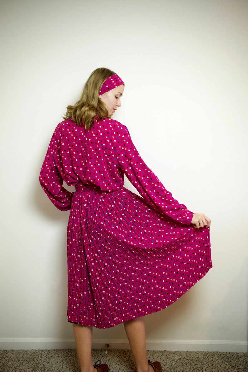 and Scarf Set Belt Skirt Vintage 1980/'s Magenta Leaf Print Ensemble Vintage Matching Blouse