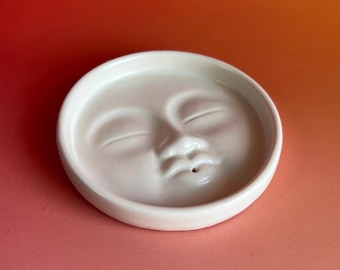 Porta incenso Aelius Moon Face // Porta incenso a forma di uomo sulla luna, brucia incenso a forma di viso, porta incenso in jesmonite con uomo sulla luna //