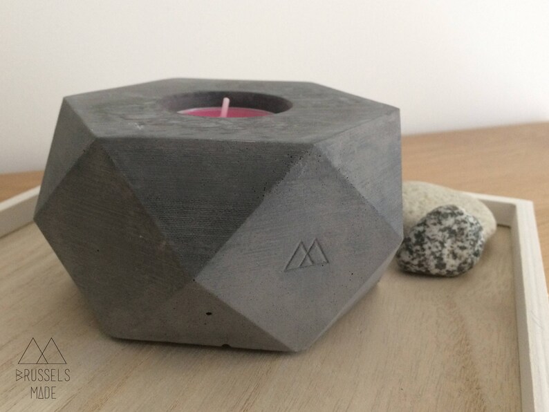 Large anthracite hexagonal concrete tealight set of 1