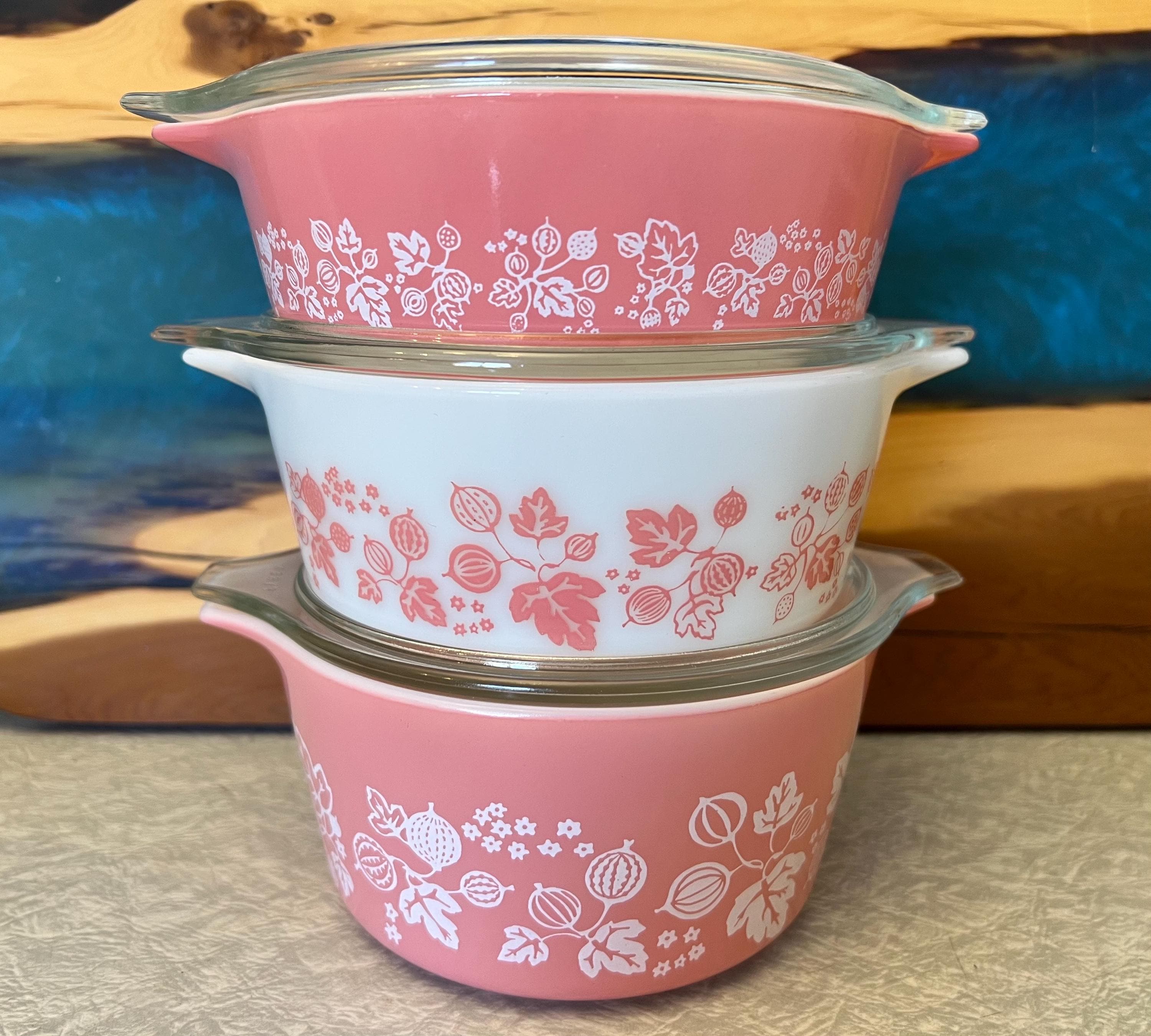 Vintage Pyrex Pink Gooseberry Casserole Dishes - 470 Series - Set