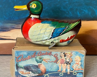 Vintage Quack Quack Wind Up Tin Litho Duck/Gescher /Made in Germany U.S. Zone