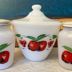 Fire-King チューリップ柄 ソルト&ペッパーセット ヴィンテージ Vintage Fireking Salt Pepper for sale | eBay