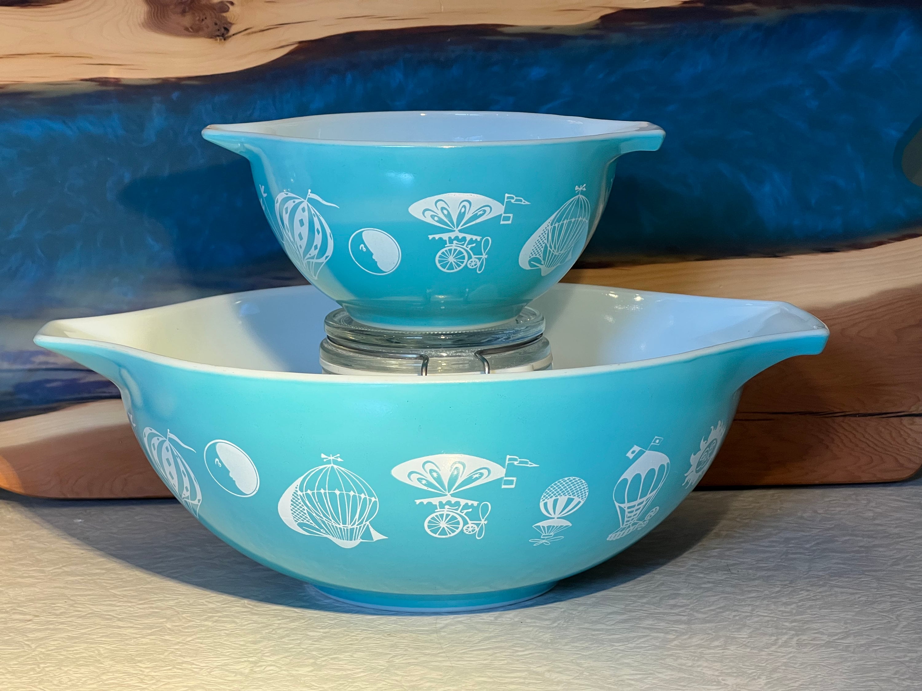 Set of Four Nesting Pyrex Blue Mixing Bowls – Portland Revibe