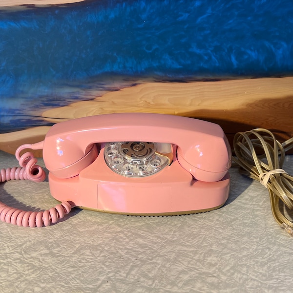 Vintage Nothern Electric Pink Princess Rotary Phone