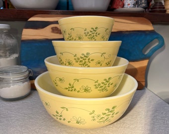Vintage Pyrex Shenandoah/ Wintergreen Complete set of Mixing/Nesting Bowls4/401,402,403,404
