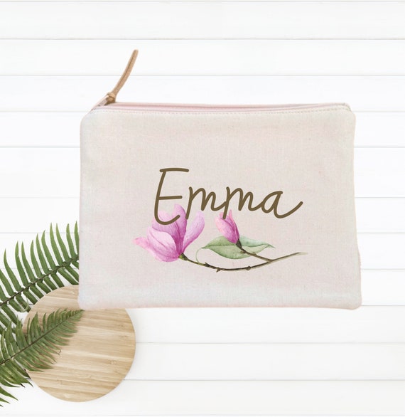 Magnolia Flowers Makeup Bag Magnolia Flower Bachelorette Party Makeup Bag Bridesmaids Clutch Wedding Day Makeup Bag Custom Makeup Clutch Etsy Ireland