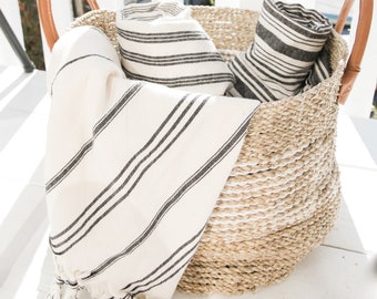 Raven Peshtemal Turkish Towel, Turkish Towel, Turkish beach Towel, bachelorette favors, beach blanket, turkish pool towel