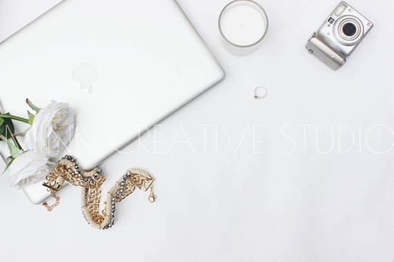 Macbook White Background Canon White Peony Macbook White Background Canon White Peony