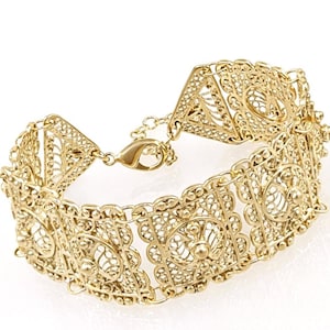 Elegant Vintage Filigree Panel Gold Bracelet – Handmade Artisan Statement Jewelry . Bali