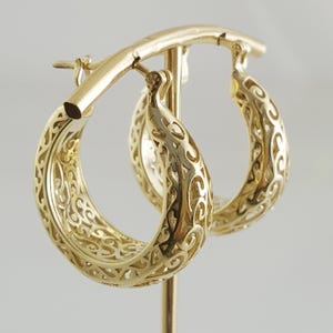 Goldene filigrane Creolen Ohrringe, Vintage-inspirierte Ohrringe, Statement Creolen