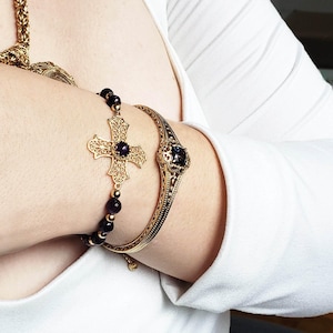 Filigree Cross Bracelet with Amethyst Beads – Adjustable Slider Chain