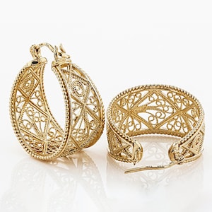 Stunning 18k Gold Filigree Hoops, Gold Filigree Earrings, Antique Hoop Earrings, Huggies Gold Filagree, Gift Idea, Today's Top Value Sale