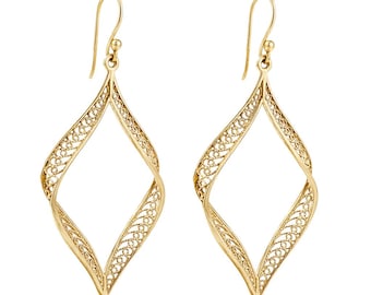 Enchanting Filigree Statement Twist Earrings, Stylish 18K Gold Drop Earrings Gift for Her