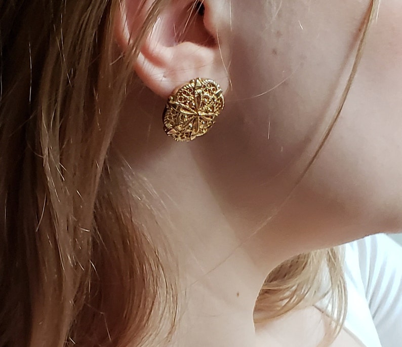 Filigree Stud Button Gold Earrings, Beaded Button Filigree Style, Classic Vintage Gold Style Circle Button Artisan Handmade Earrings image 4