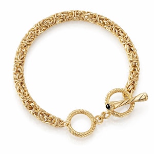 Timeless Byzantine Chain Bracelet – Adjustable Toggle Clasp with Black Crystal Accent