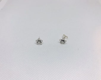 Stud Earring Pair with Cabochon Picture Fuck you flowers Witzig silver different sizes Stud Earring Pair with Cabochon Picture Fuck you flowers Witzig silver different sizes