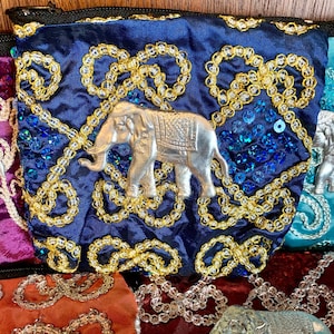 Monedero pequeño bordado con lentejuelas y cremallera en forma de elefante (varios colores disponibles)